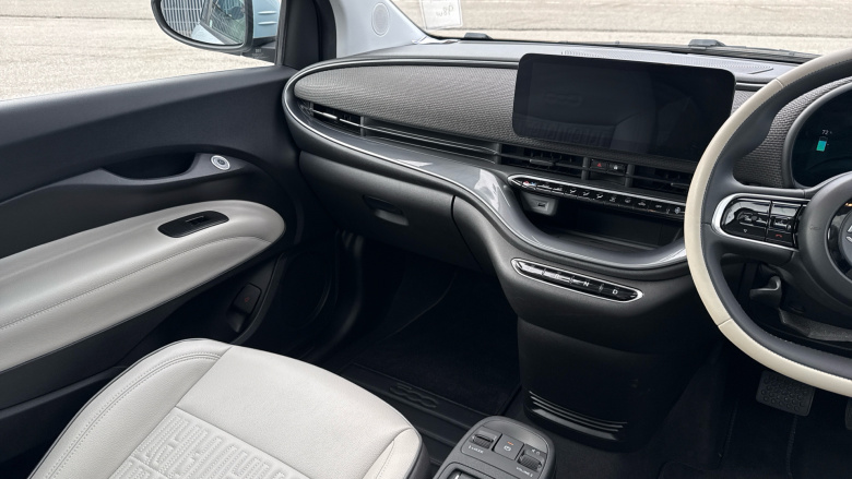 Fiat 500 87kW La Prima 42kWh 3dr Auto Electric Hatchback